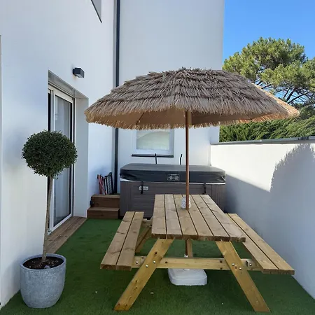 Maison Duplex Avec Jacuzzi アパート *